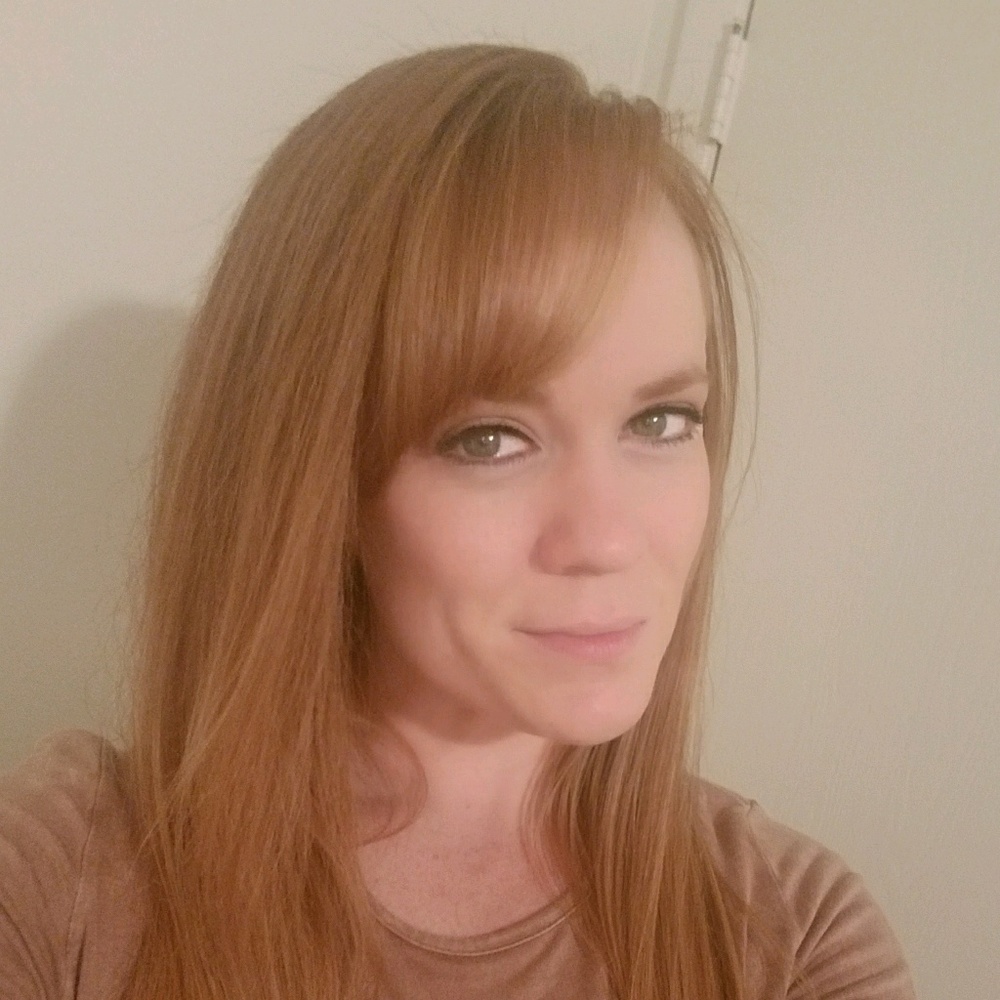 Meet your Posher, Crystal